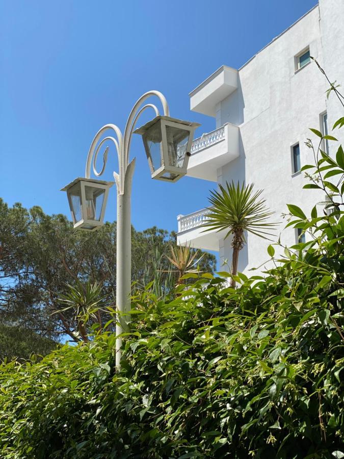 Atrium Deluxe Resort Golem  Exterior photo
